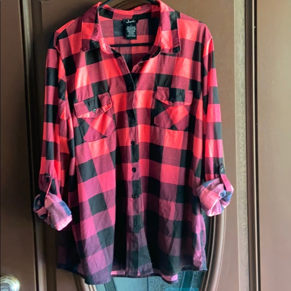 Plaid Women’s Button up